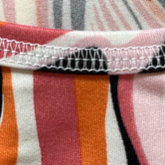 Rue 21 Short Sleeve Body Suit in Multi Color Abstract Print Size X-Small - Picture 2 of 9